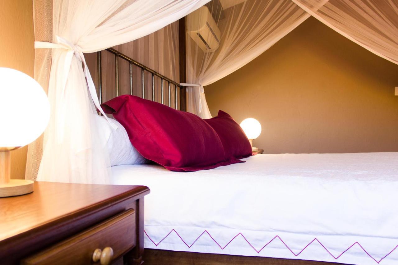 Hotel Bougainviller Кампала Экстерьер фото